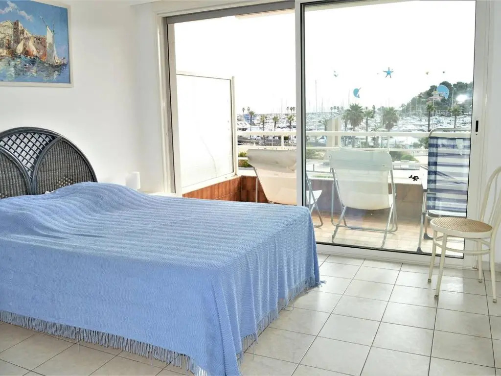 Appartement Cavalaire-sur-Mer, 3 pièces, 6 personnes - FR-1-226B-112