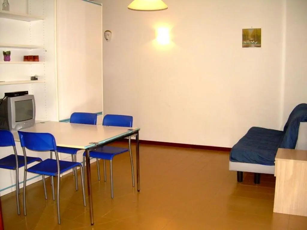 Apartment for 5 people in a Residence with Swimming Pool close to the Beach