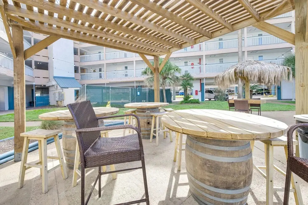 Corpus Christi Condo: Pool + Access To North Beach