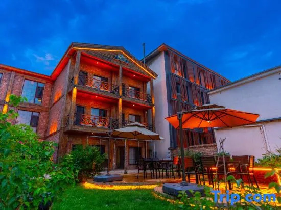 Fengning Western Meadow Resort · Xitan Town Homestay (Datan Branch)