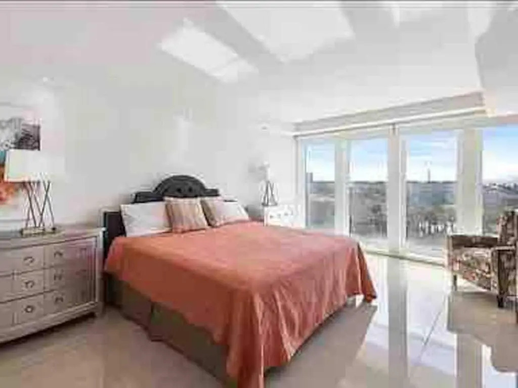 Bahia Mar Solare Tower 6th floor Bayview Condo 2bd 2ba with Pools and Hot tubs