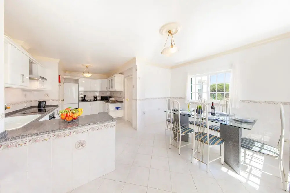 Villa Paloma - tranquilidade com piscina aquecível e BBQ - Albufeira