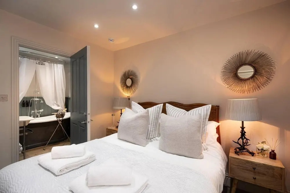 Contemporary Luxury Town House Cheltenham