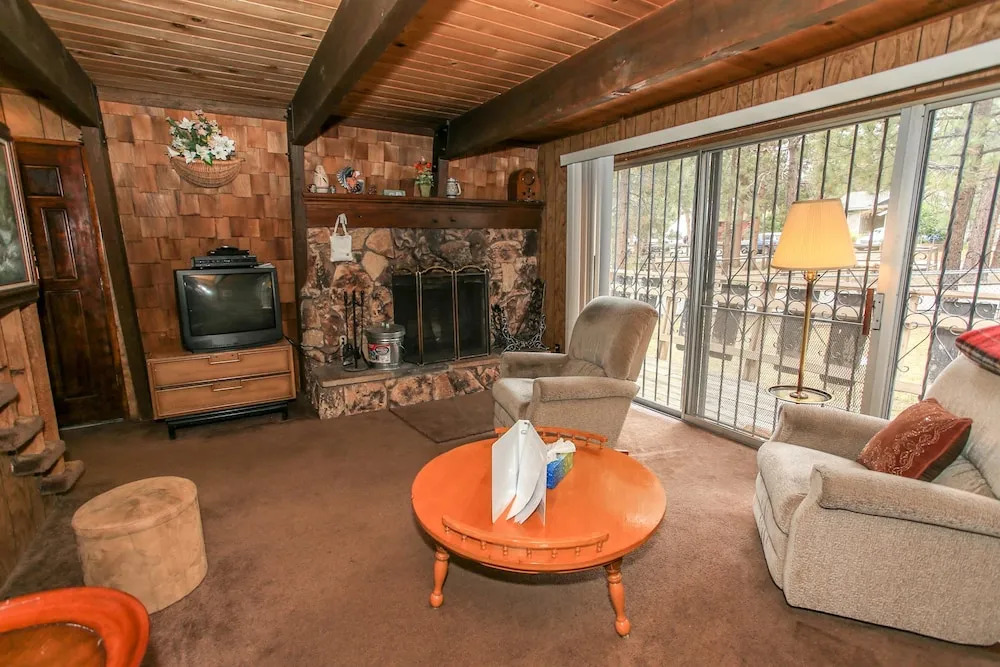 Bear Country Cabin