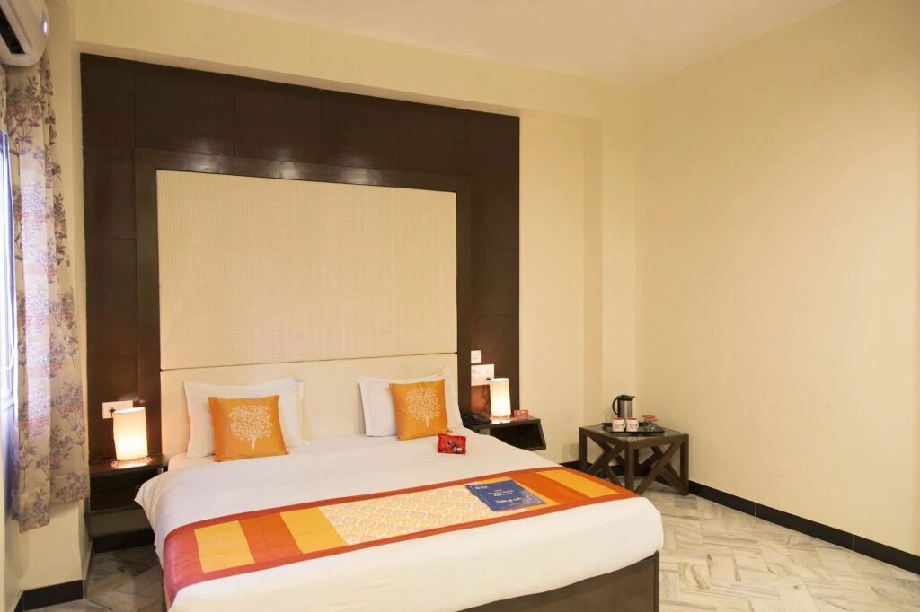 OYO 1322 Hotel Galaxy