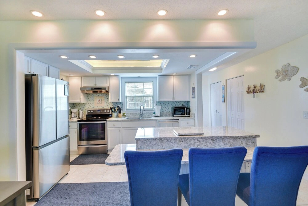 Edgewater Vacation Home w/ Game Room & Pool Access