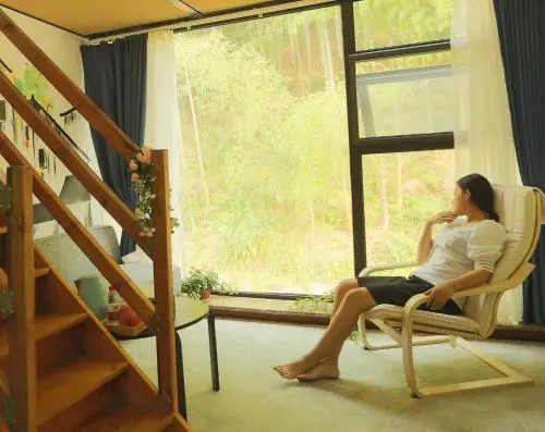 Blooming Lotus. Countryside villa.Yixing