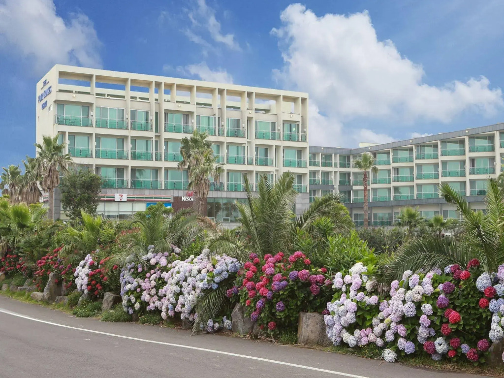 The Four Grace Resort