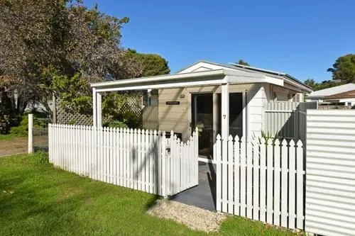 Wintergarden Beach Cabin