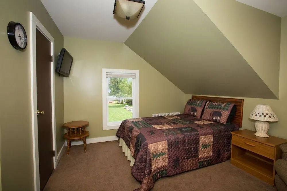 Shore Meadows Lodge LLC