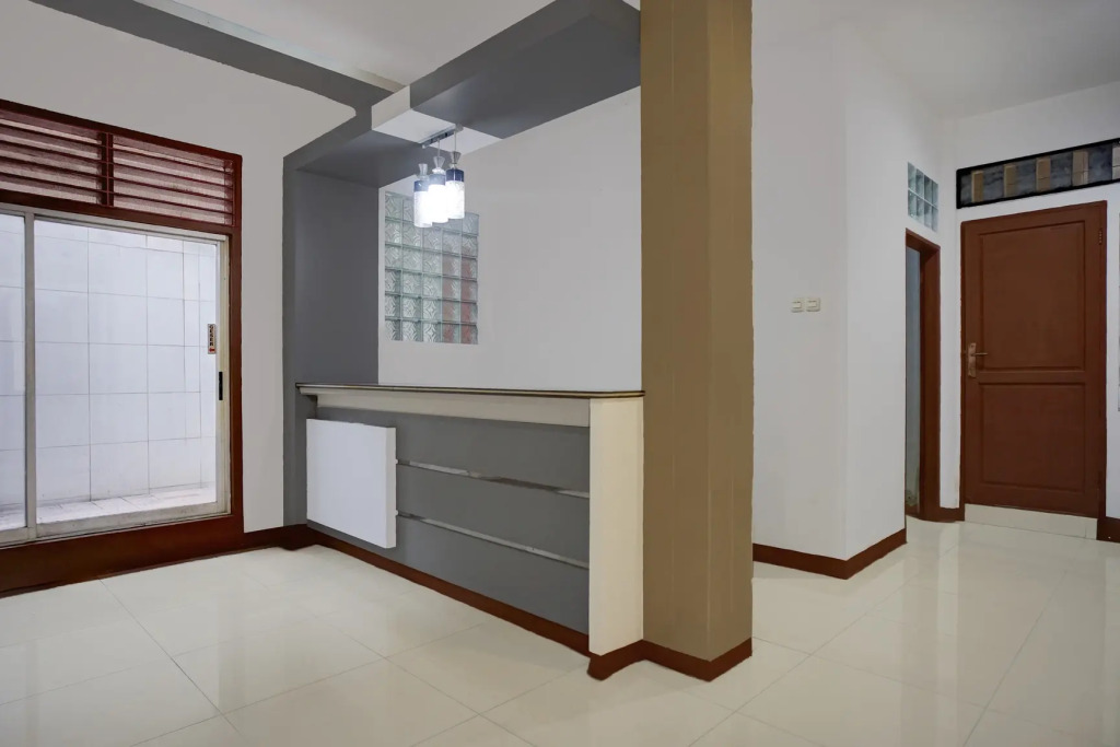 Hotel O Medan near Sun Plaza formerly Medan Baru House