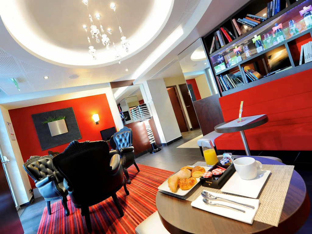 Mercure Paris Tour Eiffel Pont Mirabeau