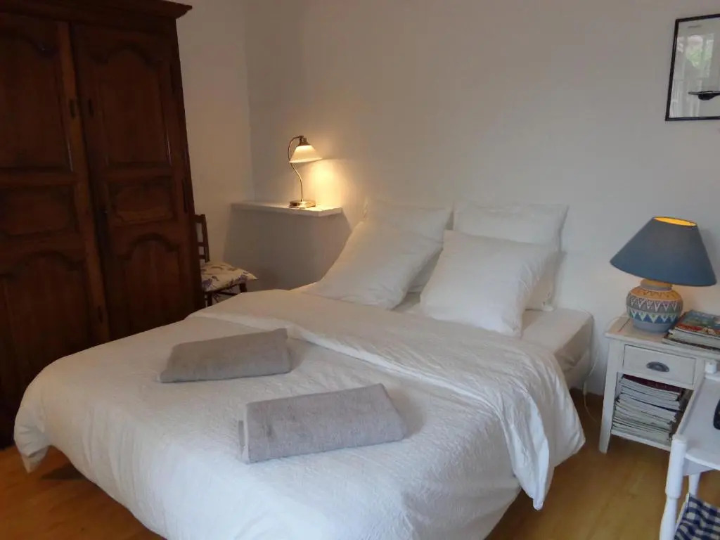 Chambre centre bourg 2 personnes avec petit dejeuner