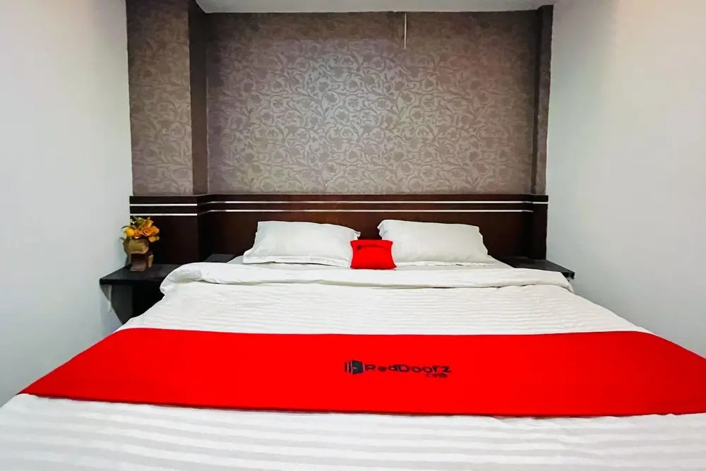 RedDoorz @ Best Hotel Jalan Dr. Sutomo Siantar