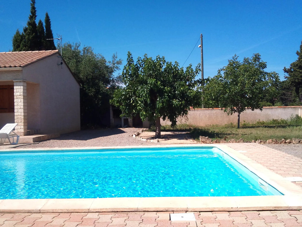 Beautiful Holiday Home, Near Centre. Private Pool. Private Garden. Roofed Terrace