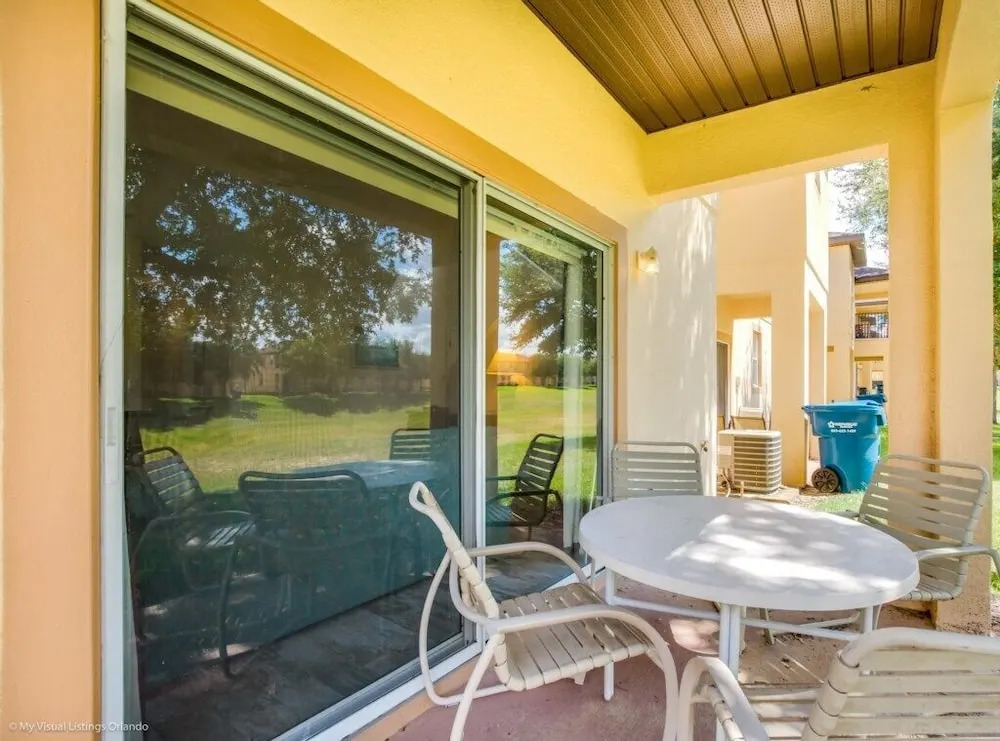 2735calab 4 Bedroom Townhouse