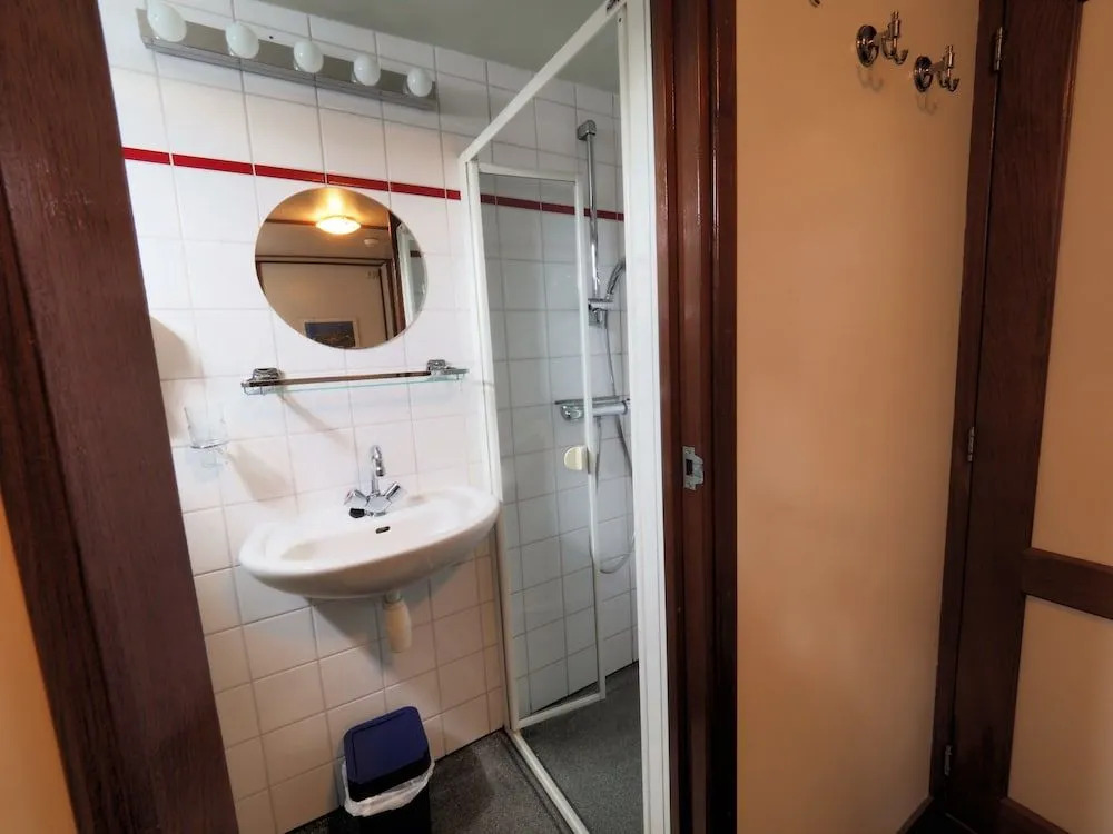 Hotelschip Sarah