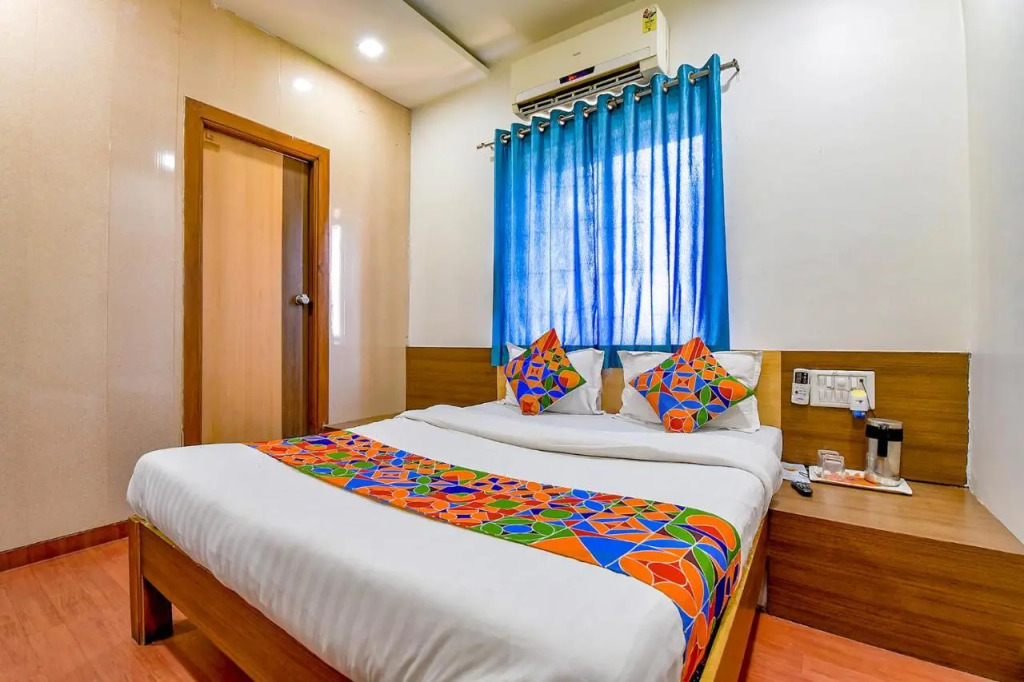 Fabexpress Relax Inn