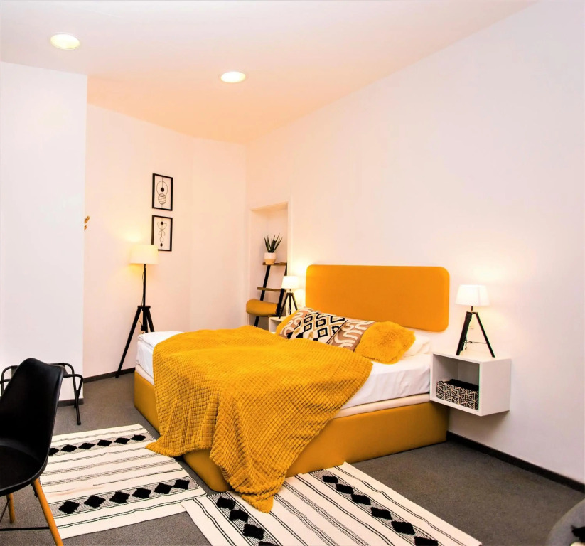 Main square apartments 1