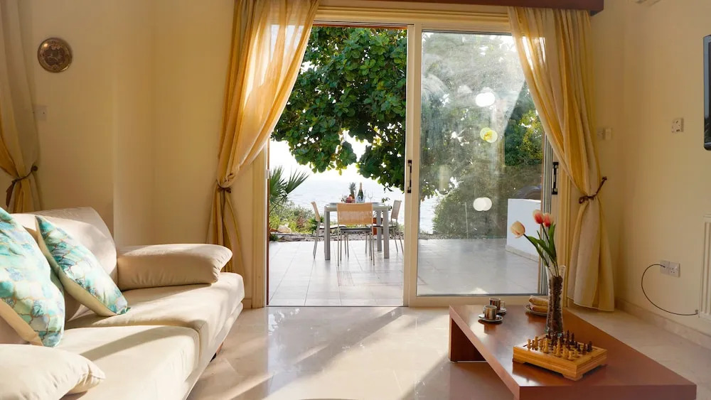 Villa Azura Sunrise by Ezoria Villas