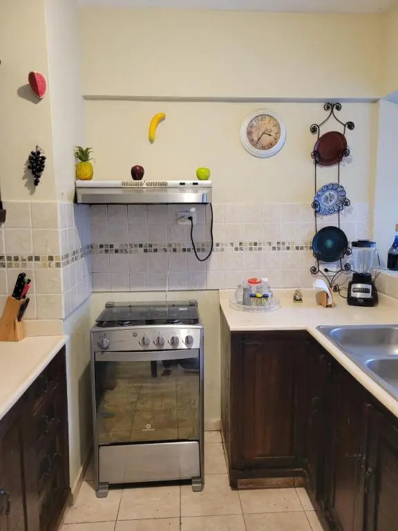 apartment B-302 in the colonial zone