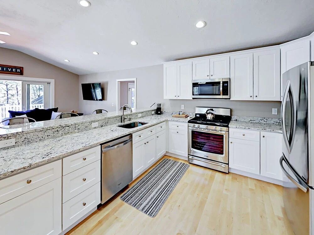 22 Sunrise Lane Home 4 Bedrooms 2 Bathrooms Home