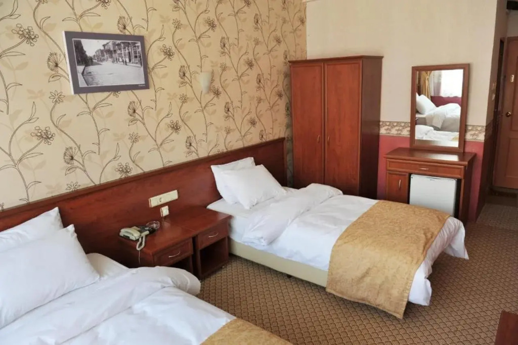Saray Hotel