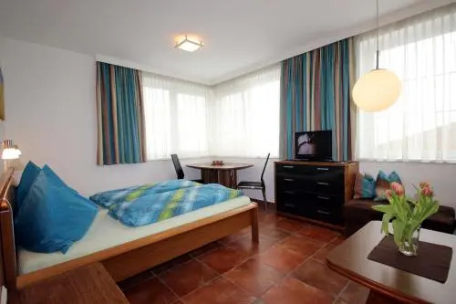Apartments Schloß-Weißenstein-Straße