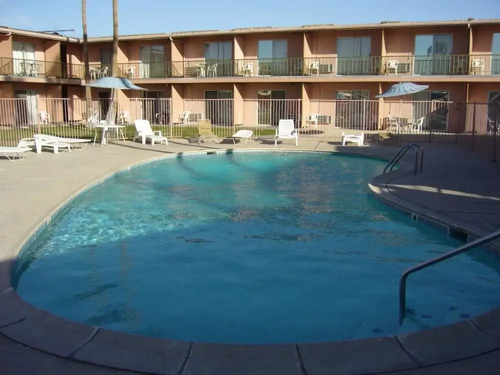 Royal Motor Inn
