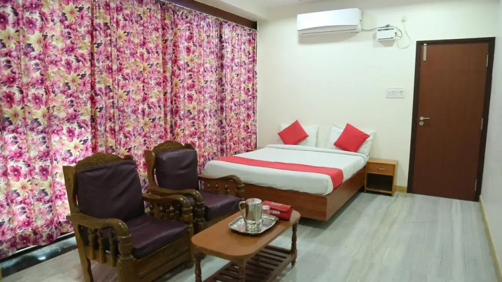 OYO 23687 Kumaran Millennium Residency