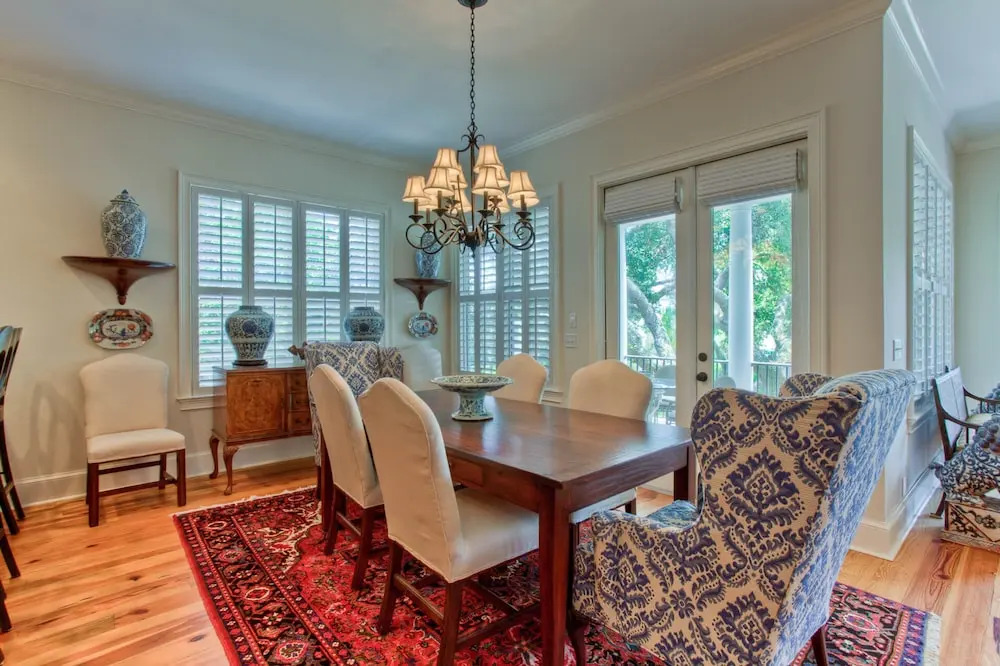 4216 4th Street by Hodnett Cooper