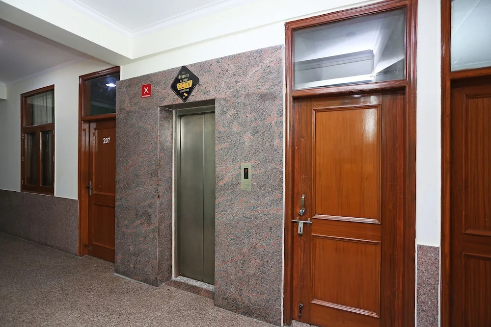 Noida Nest Guest House