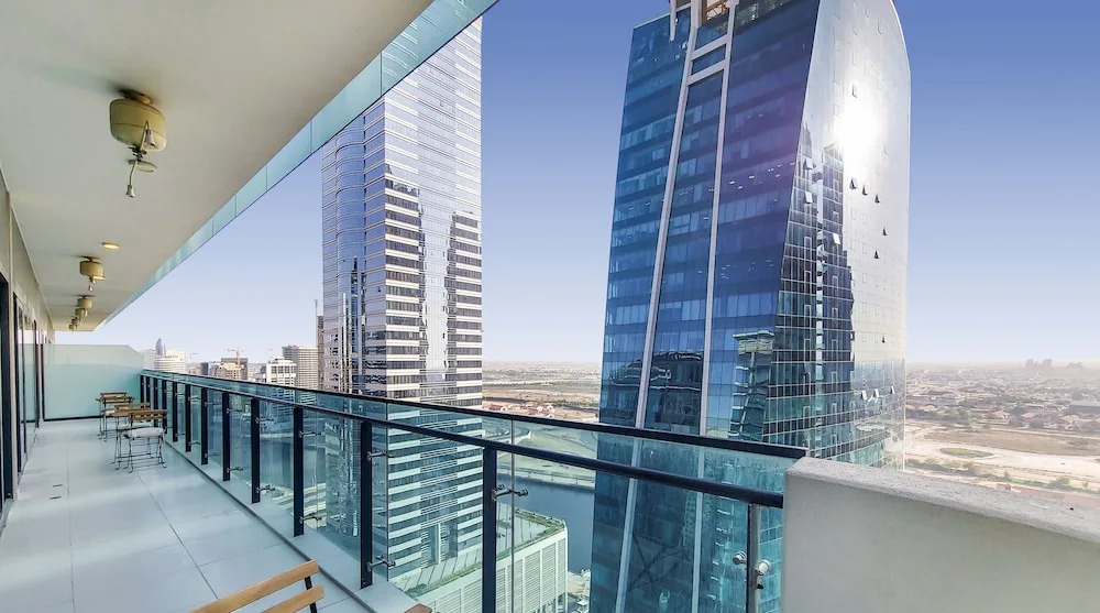 Manzil - Modern 3BR in Business Bay nr Dubai Mall