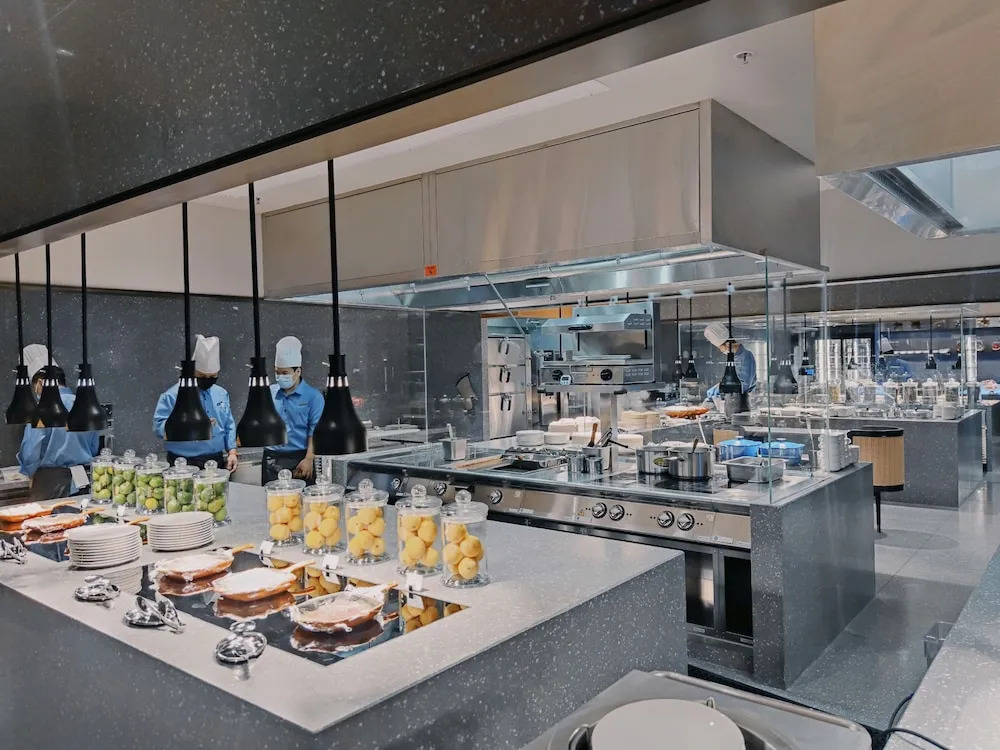 Courtyard by Marriott Luoyang