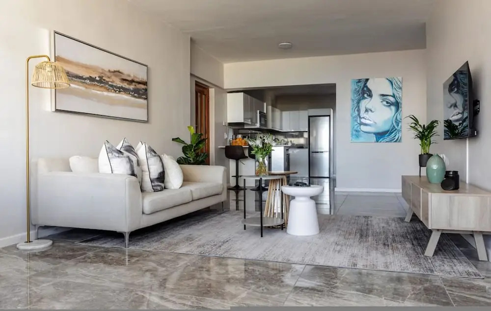 Sea-facing Apartment at Adelphi Galleria Seapoint