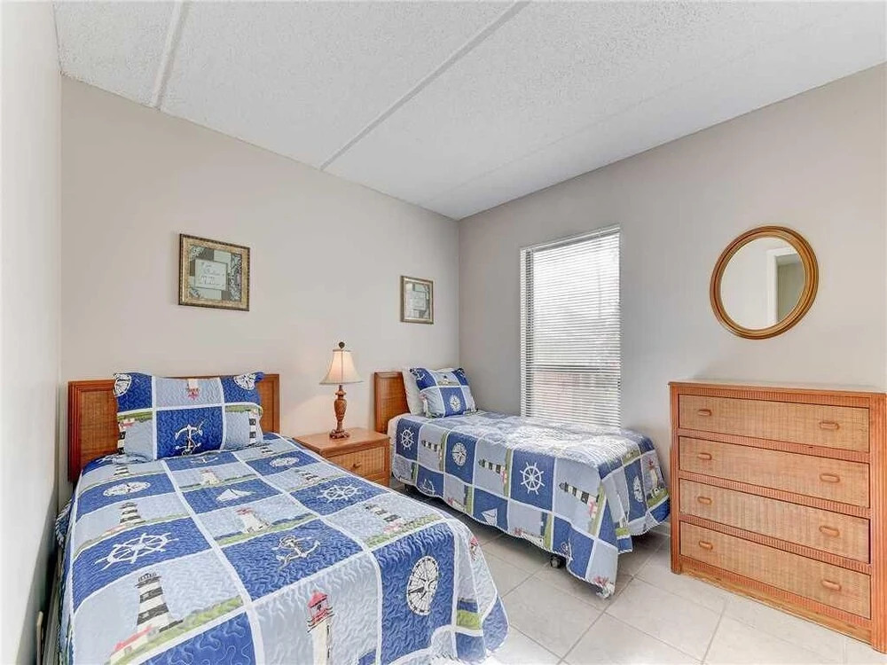 Sea Place 14158