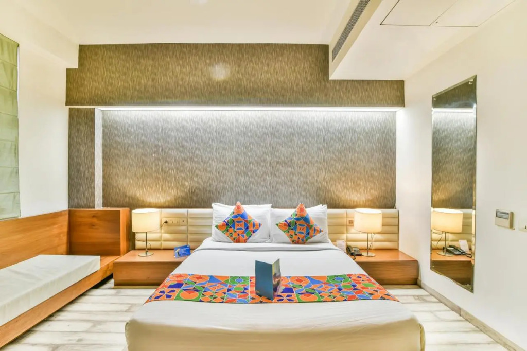 FabHotel Sage Saket