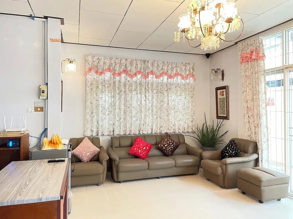 Lotus House Phuket