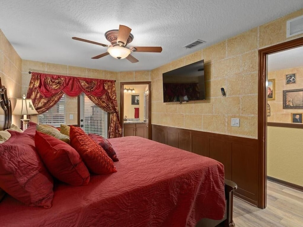 Fully Themed Harry Potter Getaway Close Disney 3 Bedroom Townhouse