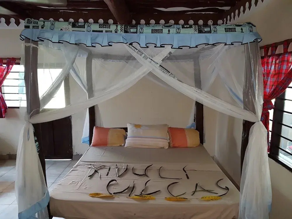 Room in Villa - A Wonderful Beach Property in Diani Beach Kenya, Dream Holiday Place