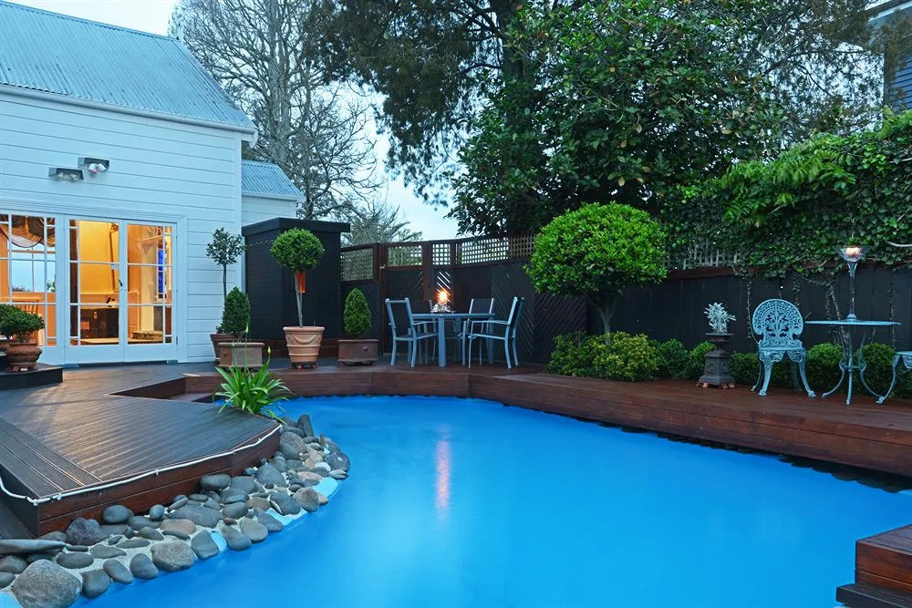 Cotter House Luxury Retreat