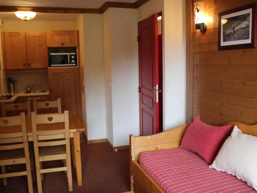 Appartement Lanslebourg-Mont-Cenis, 3 pièces, 6 personnes - FR-1-508-234
