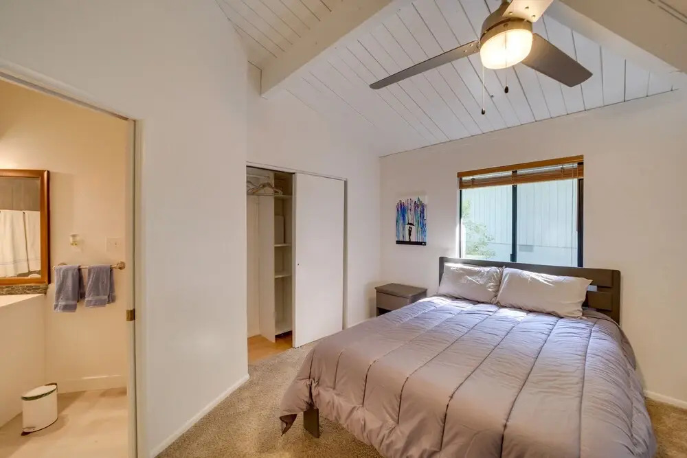 Hike, Golf & Fish: Cozy Retreat in Munds Park!