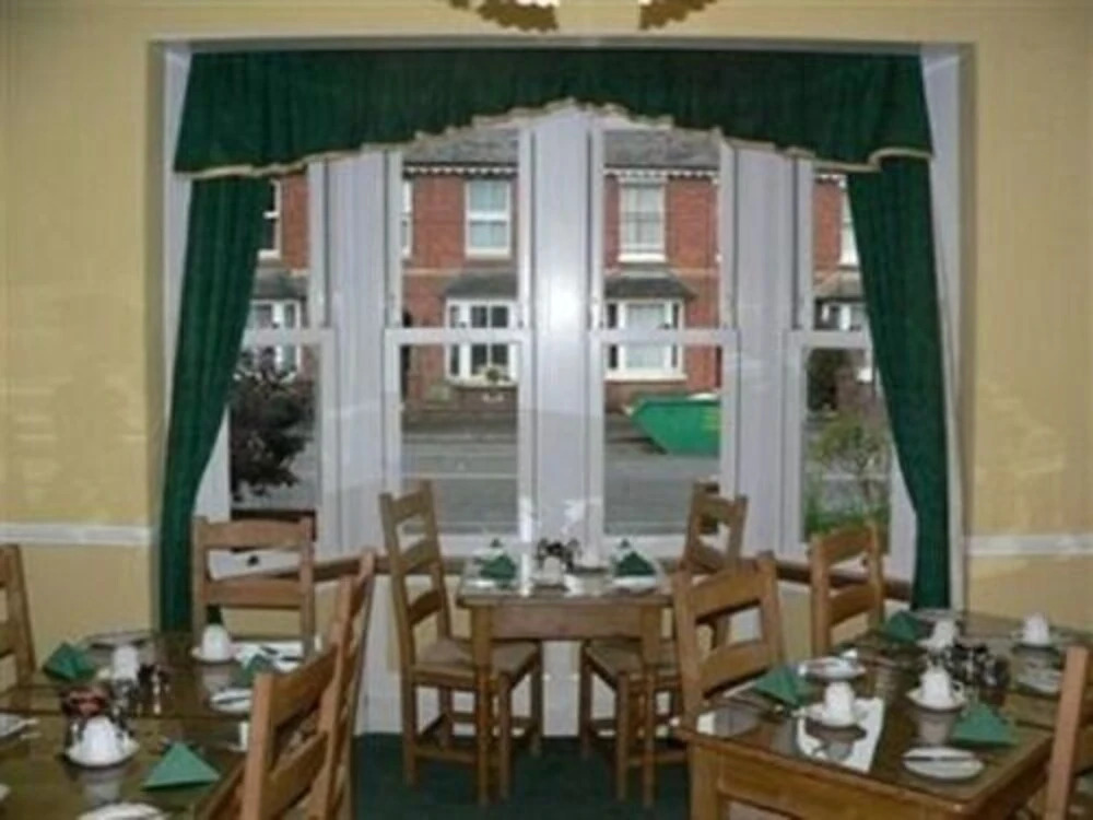 Quilt and Croissants Guest House