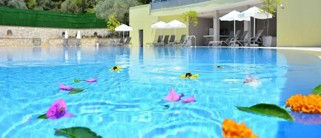 Peninsula Pineclub Boutique Hotel