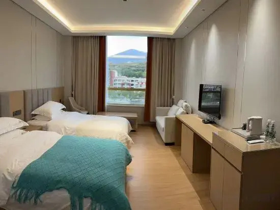 Luhuo Danxia Hotel