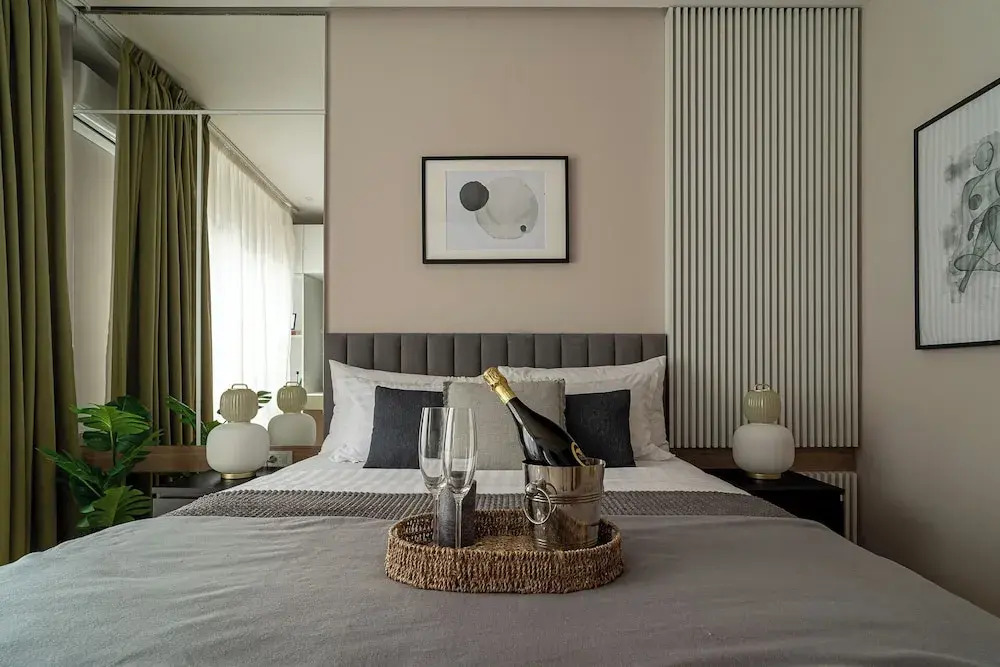 Urban 1BR Loft Residences - Modern Comfort in Bucharest Center