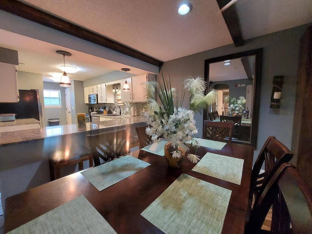 Solace Space at Foothills - Close To All Of Branson - Luxury Comfort