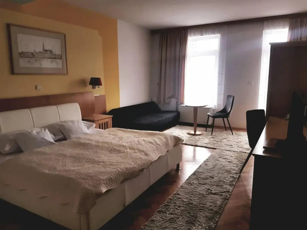 Hotel Millennium