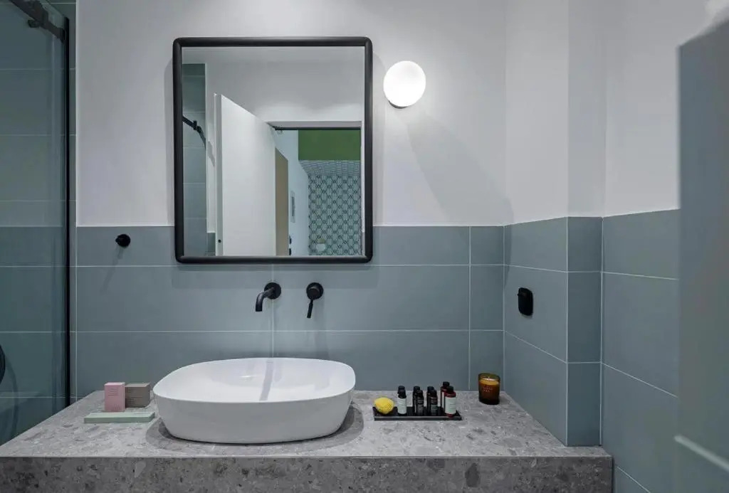 Acro Urban Suites